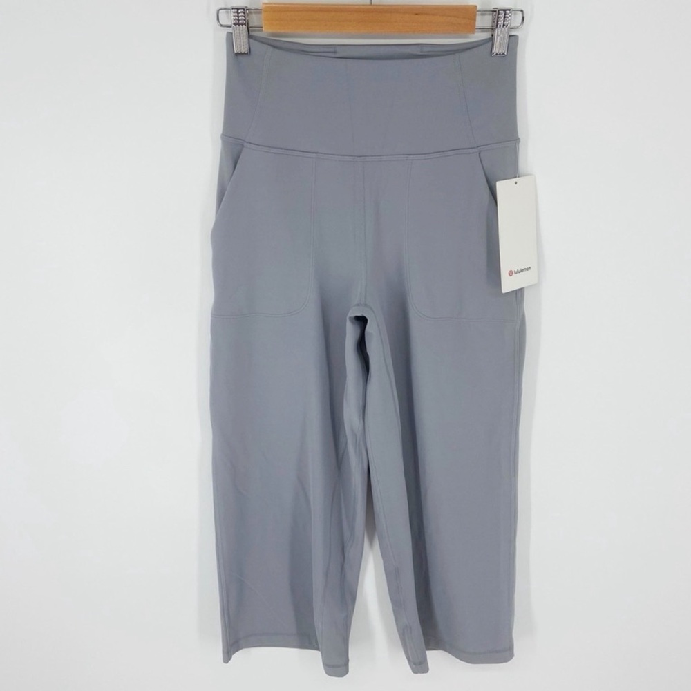 lululemon athletica Light Gray High-Rise Align Cropped Leggings